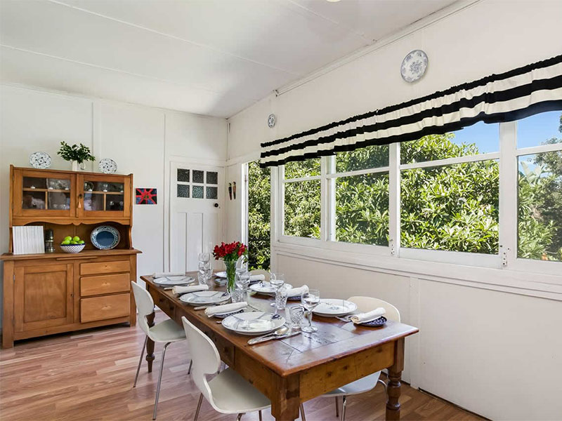 Home Buyer in North, Sydney - Sun Room