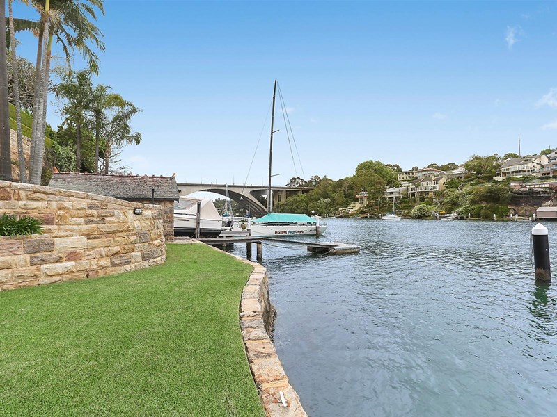 Clients with a Huntleys Point buyers agent