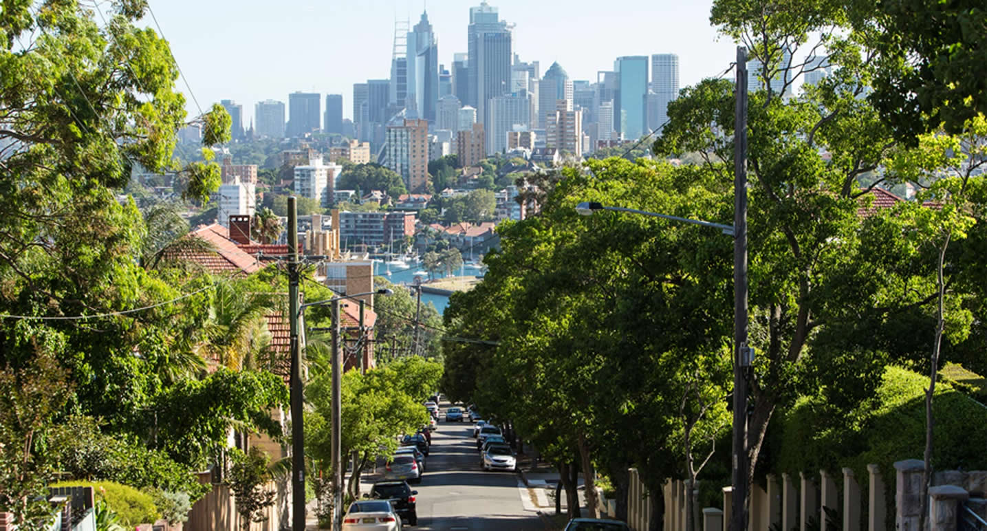 Clients with a Neutral Bay buyers agent